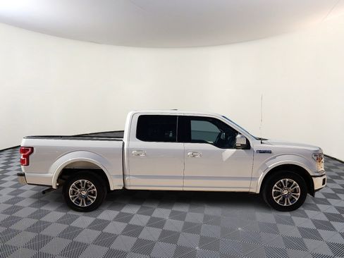Used 2018 Ford F150 Lariat w/ Trailer Tow Package image 5