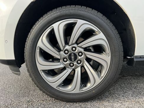 Used 2023 Lincoln Navigator Reserve AWD/4WD image 20