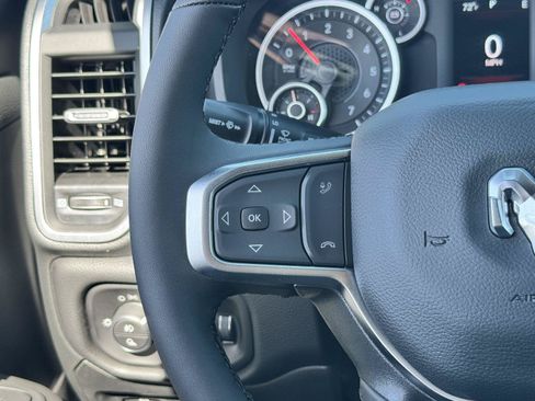 New 2026 RAM 1500 Big Horn AWD/4WD image 18