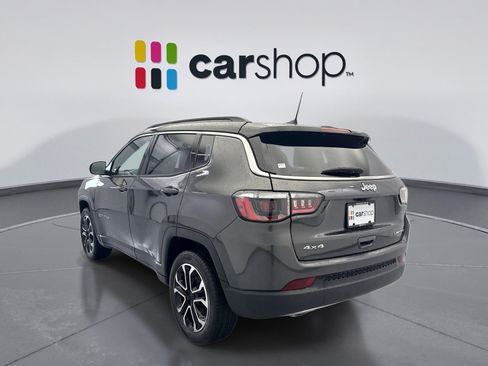 Used 2023 Jeep Compass Limited w/ Sun and Sound Group AWD/4WD image 3