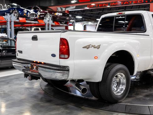 Used 2002 Ford F350 Lariat image 13