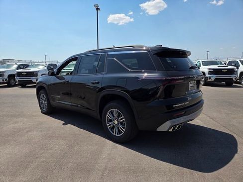 New 2026 Chevrolet Traverse LT w/ Enhanced Driving Package AWD/4WD image 3