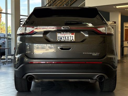 Used 2018 Ford Edge Titanium w/ Equipment Group 302A AWD/4WD image 4