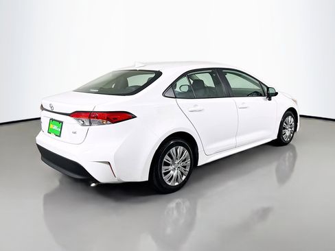 Used 2024 Toyota Corolla LE image 10