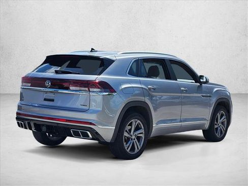 Used 2024 Volkswagen Atlas Cross Sport SEL R-Line image 3