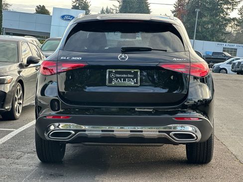 New 2026 Mercedes-Benz GLC 300 4MATIC image 5