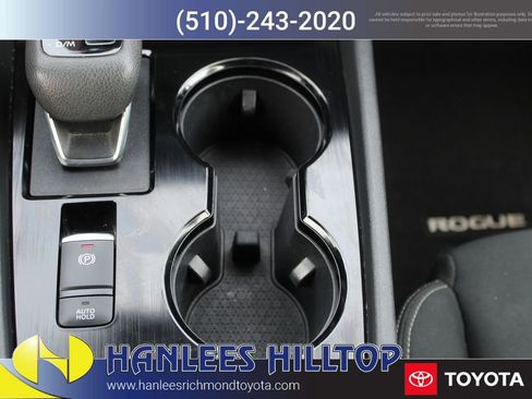 Used 2023 Nissan Rogue S image 21