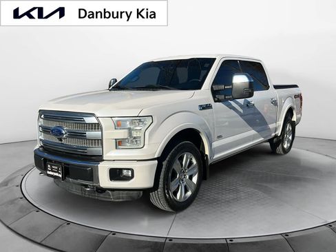 Used 2015 Ford F150 Platinum w/ Equipment Group 701A Luxury image 3