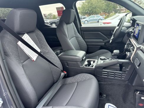 New 2024 Toyota Tacoma 4x4 Double Cab image 32