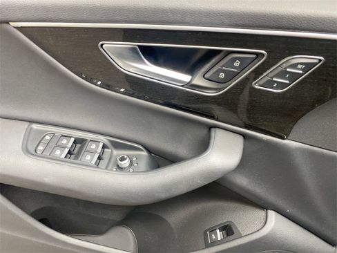 Used 2022 Audi Q7 3.0T Premium Plus w/ Premium Plus Package image 13