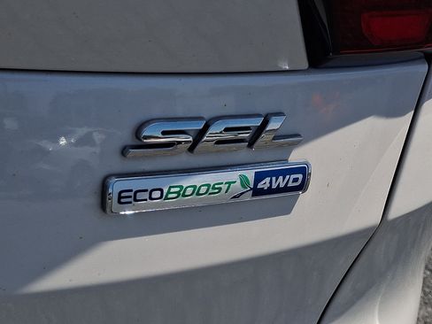 Used 2019 Ford Escape SEL AWD/4WD image 31
