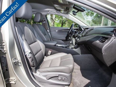 Used 2015 Chevrolet Impala LT FWD image 24