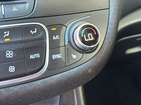 Used 2024 Chevrolet Malibu LT FWD image 26