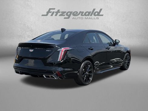 Used 2022 Cadillac CT4 Sport RWD image 5
