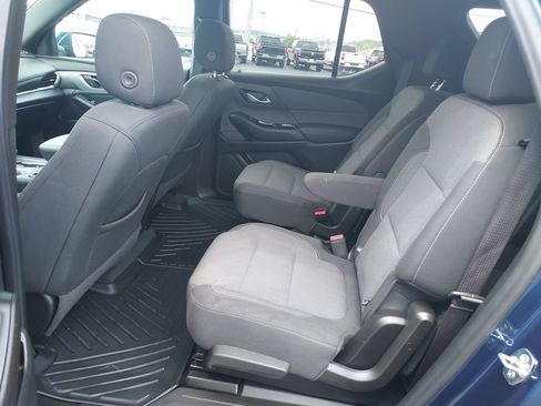 Used 2022 Chevrolet Traverse LT AWD/4WD image 14