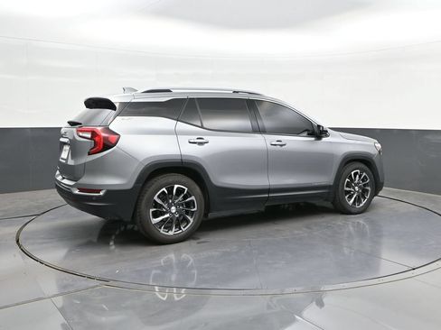 Used 2023 GMC Terrain SLT w/ Infotainment Package II FWD image 15