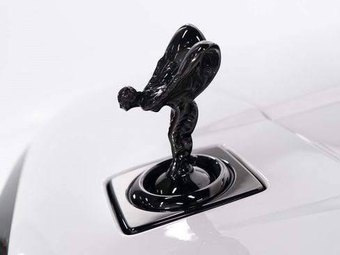 Certified 2024 Rolls-Royce Cullinan Black Badge w/ Dark Exterior Package image 55