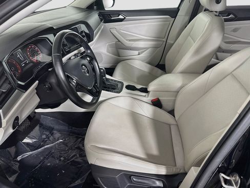 Used 2019 Volkswagen Jetta SE FWD image 23