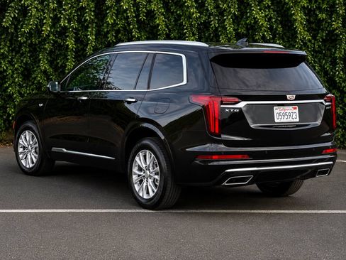 Used 2024 Cadillac XT6 Luxury FWD image 5