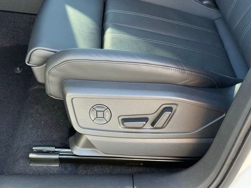 New 2025 Audi Q5 Premium Plus image 9