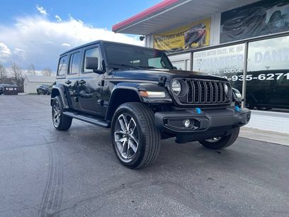 Used 2024 Jeep Wrangler Unlimited w/ Convenience Group