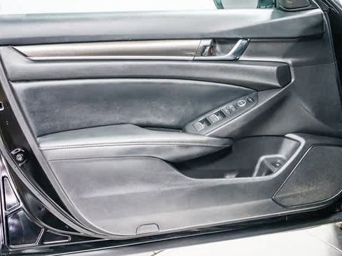 Used 2021 Honda Accord Sport image 18