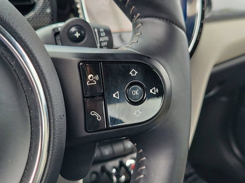Used 2023 MINI Cooper S w/ Signature Upholstery Package FWD image 10