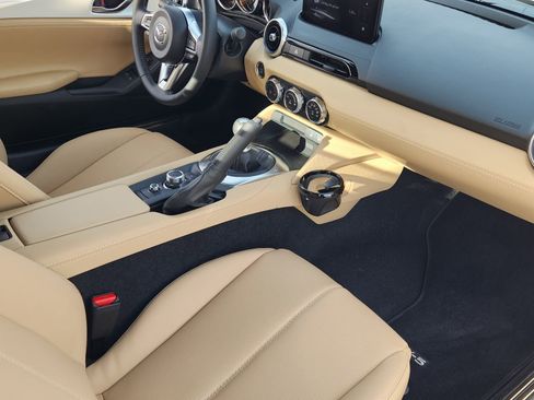 New 2025 MAZDA MX-5 Miata Grand Touring image 26