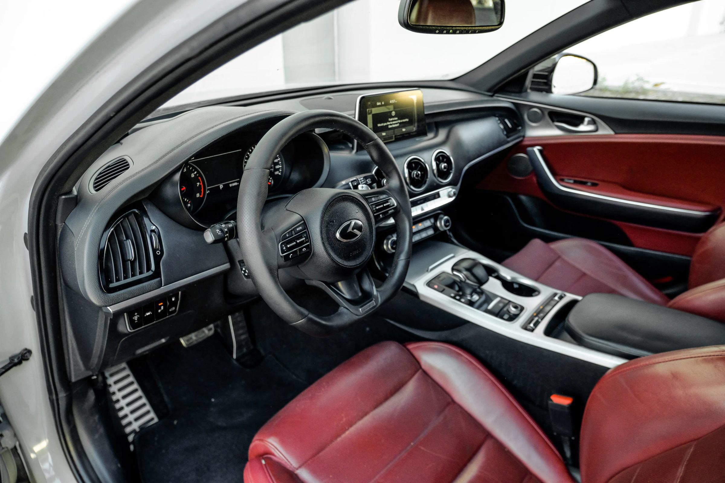 Used 2019 Kia Stinger GT2 RWD image 3