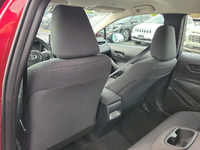Used 2025 Toyota Corolla LE FWD image 20