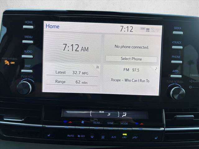 Used 2022 Toyota Sienna XLE AWD/4WD image 14