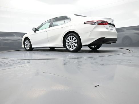 Certified 2023 Toyota Camry LE image 31