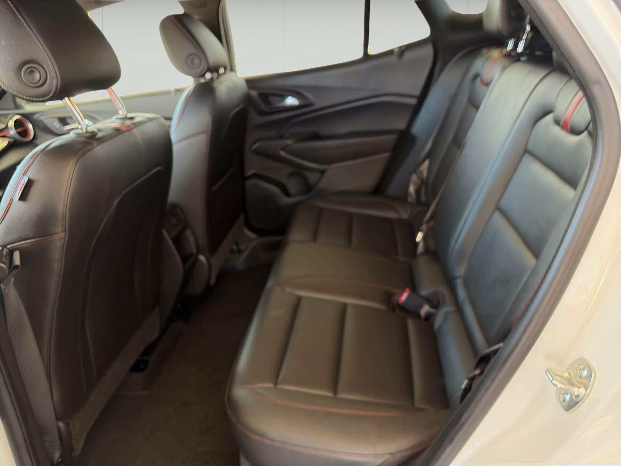 Used 2026 Chevrolet Trax RS w/ Sunroof Package FWD image 10