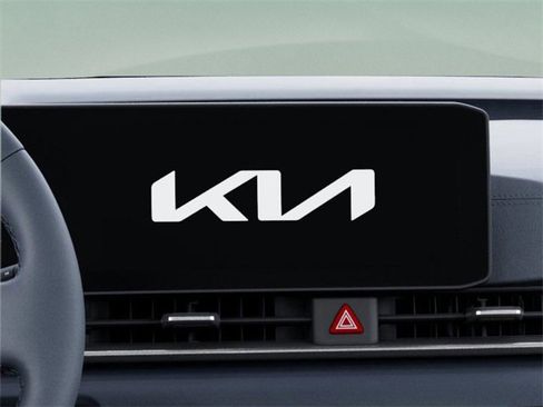 New 2026 Kia Carnival EX image 20