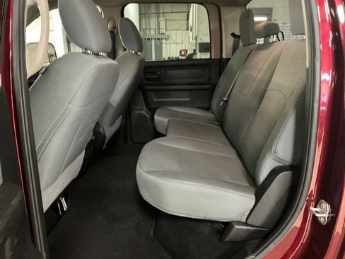 Used 2018 RAM 2500 Tradesman w/ Chrome Appearance Group image 24