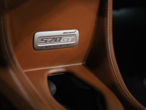 Used 2017 McLaren 570S RWD image 28