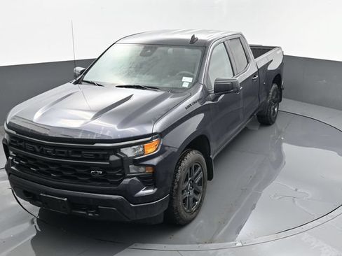 Used 2023 Chevrolet Silverado 1500 Custom w/ LPO, Dark Essentials Package AWD/4WD image 18