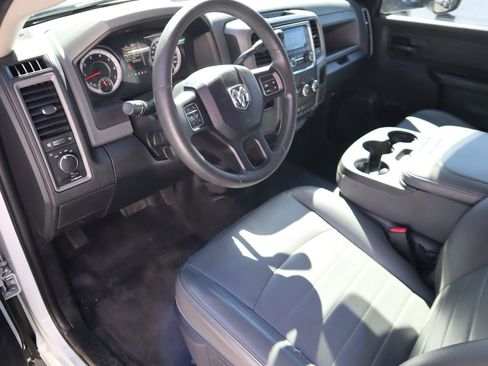 Used 2018 RAM 3500 Tradesman image 25