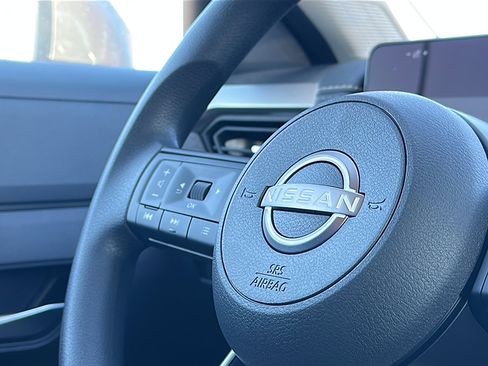 New 2025 Nissan Kicks SV w/ SV Premium Package image 20