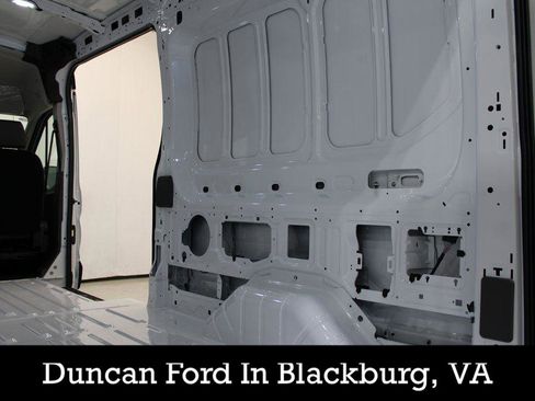 New 2025 Ford Transit 250 image 27