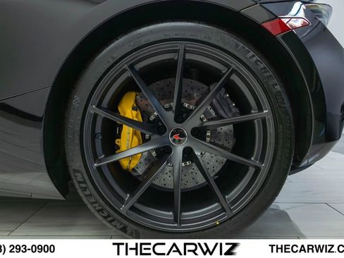Used 2018 McLaren 720S Performance RWD image 16