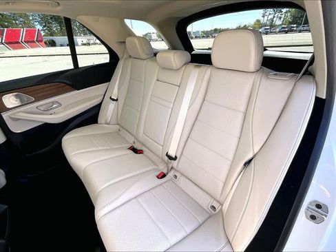 Used 2024 Mercedes-Benz GLE 350 4MATIC image 20