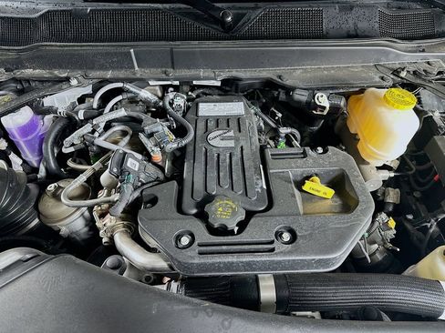 New 2026 RAM 5500 Tradesman w/ Chrome Appearance Group image 16