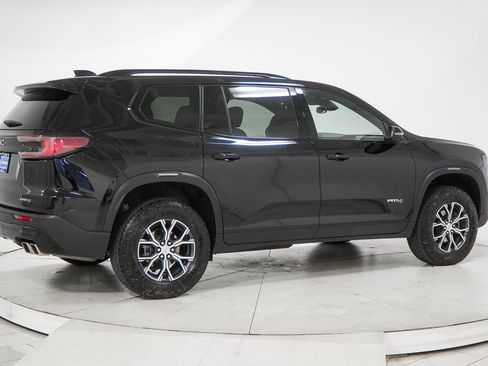 Used 2024 GMC Acadia AT4 w/ Luxury Package AWD/4WD image 12