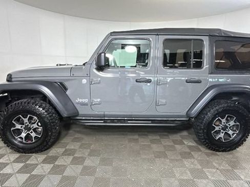 Used 2019 Jeep Wrangler Unlimited Sport AWD/4WD image 6