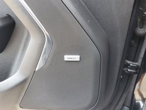 Used 2021 GMC Yukon SLT w/ SLT Luxury Plus Package image 23