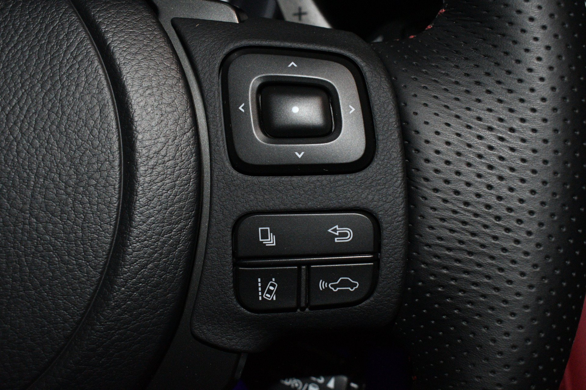 Used 2025 Lexus IS 350 F Sport RWD image 28