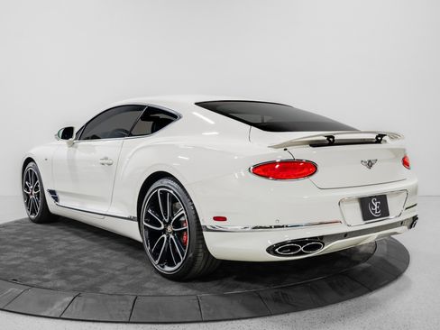 Used 2020 Bentley Continental GT V8 image 5