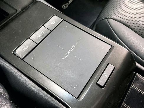 Used 2023 Lexus GX 460 Premium w/ Accessory Package image 35