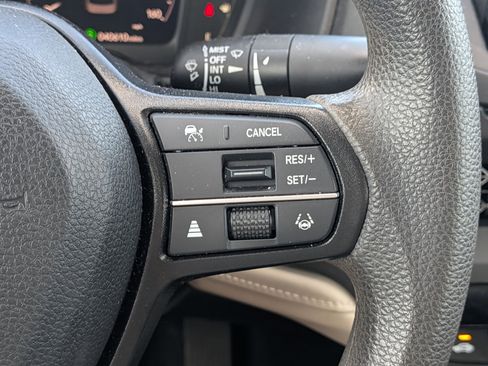 Used 2023 Honda Accord EX image 22